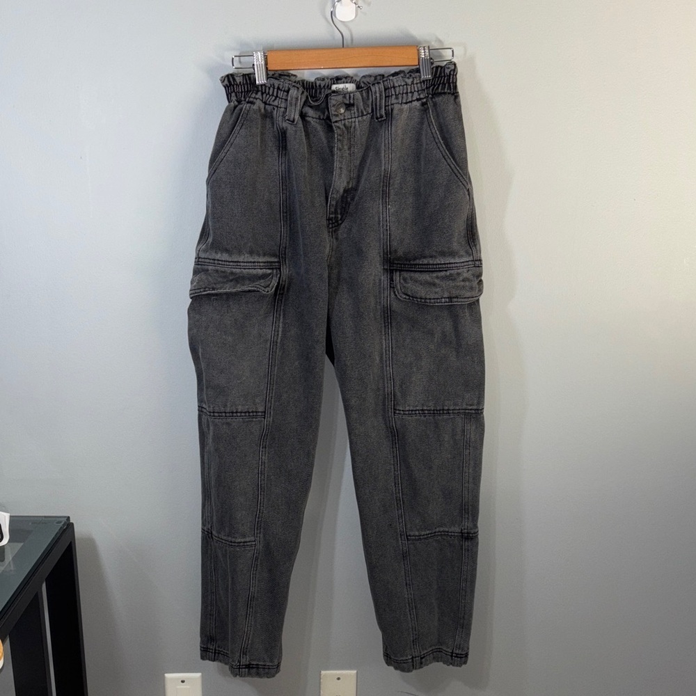 Simple Society jeans Women's size 13 juniors grey Black baggy‎ cargo Jeans